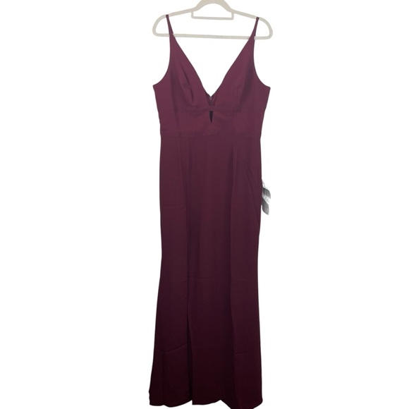 Dress the Population | Viola Burgundy Tank Gown New - Picture 1 of 11